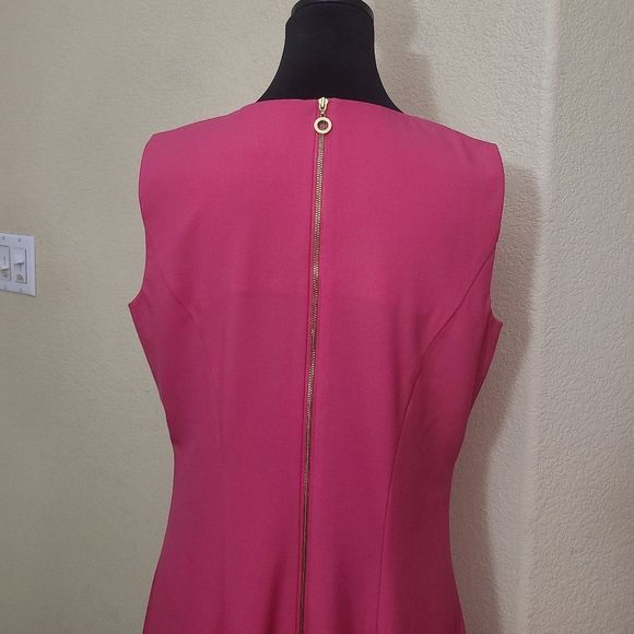 Elegant Pink Sleeveless Dress - Picture 6 of 14